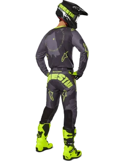 Tenue Complète Racer Hollow 2025