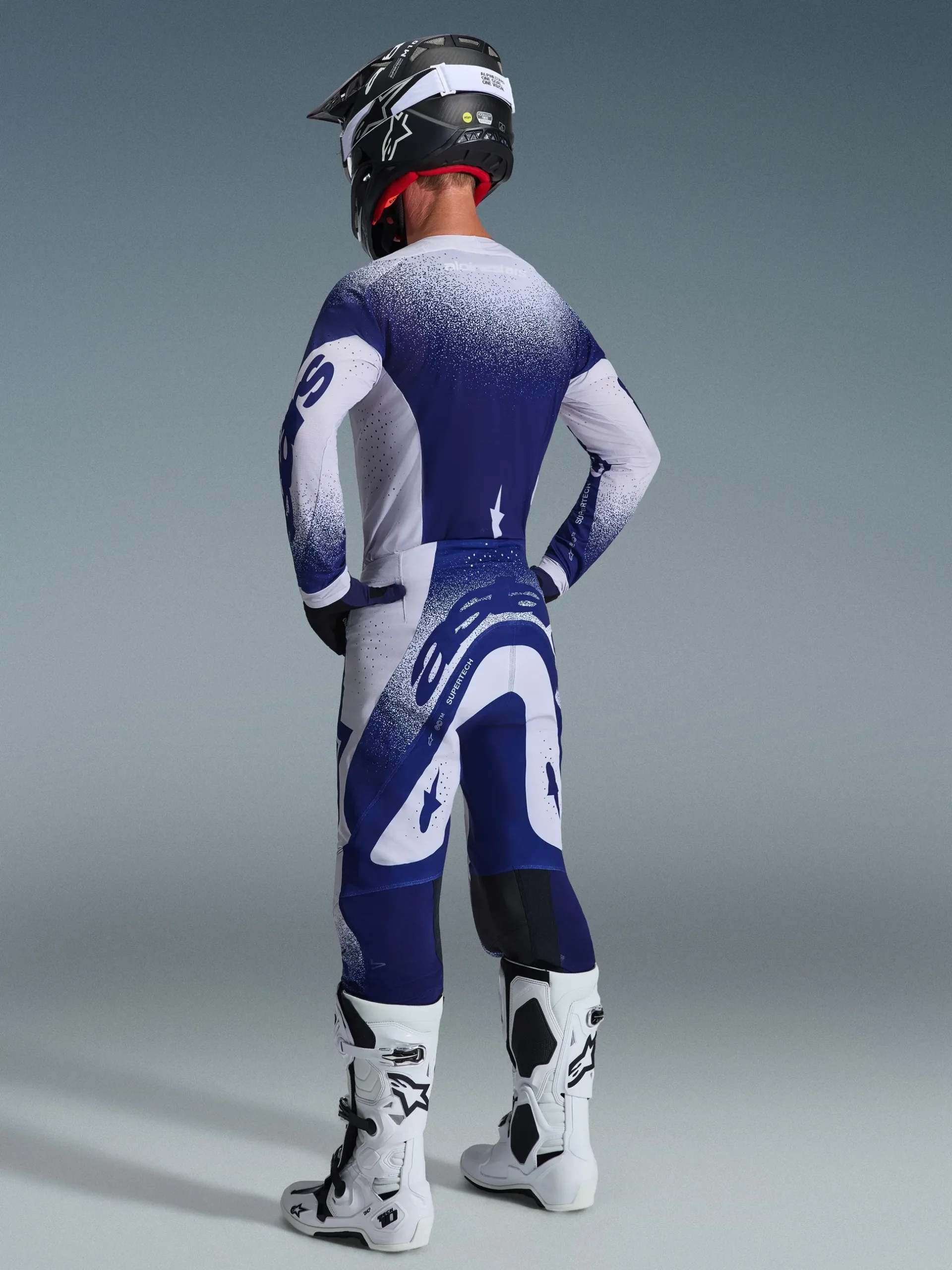 Tenue Complète Supertech Scenz 2026
