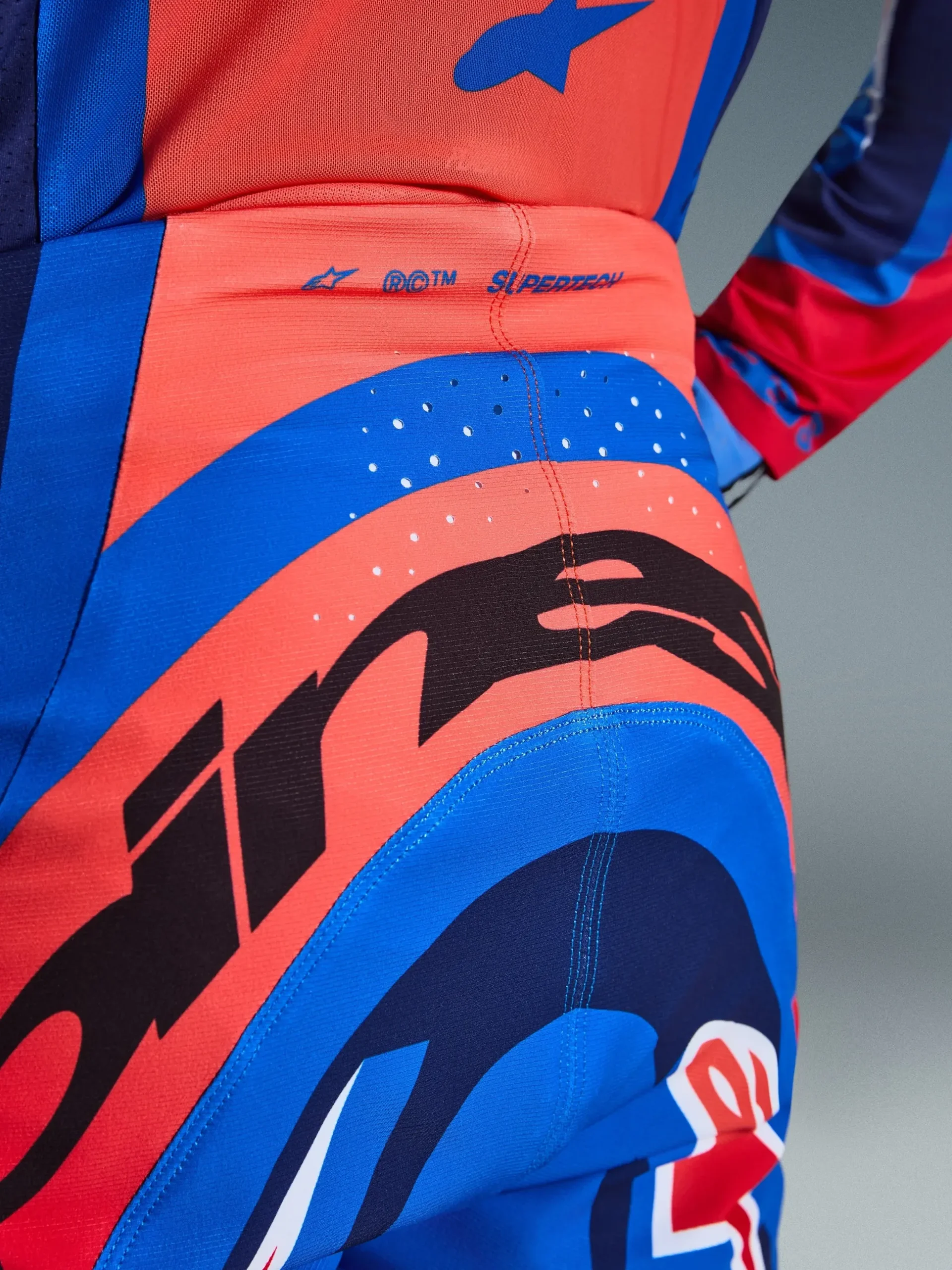 Tenue Complète Supertech Vista 2026